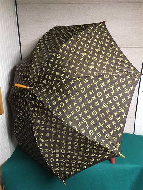 Louis Vuitton Umbrellas .